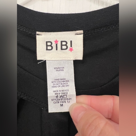 BiBi black scoop caged top size medium - Picture 4 of 4